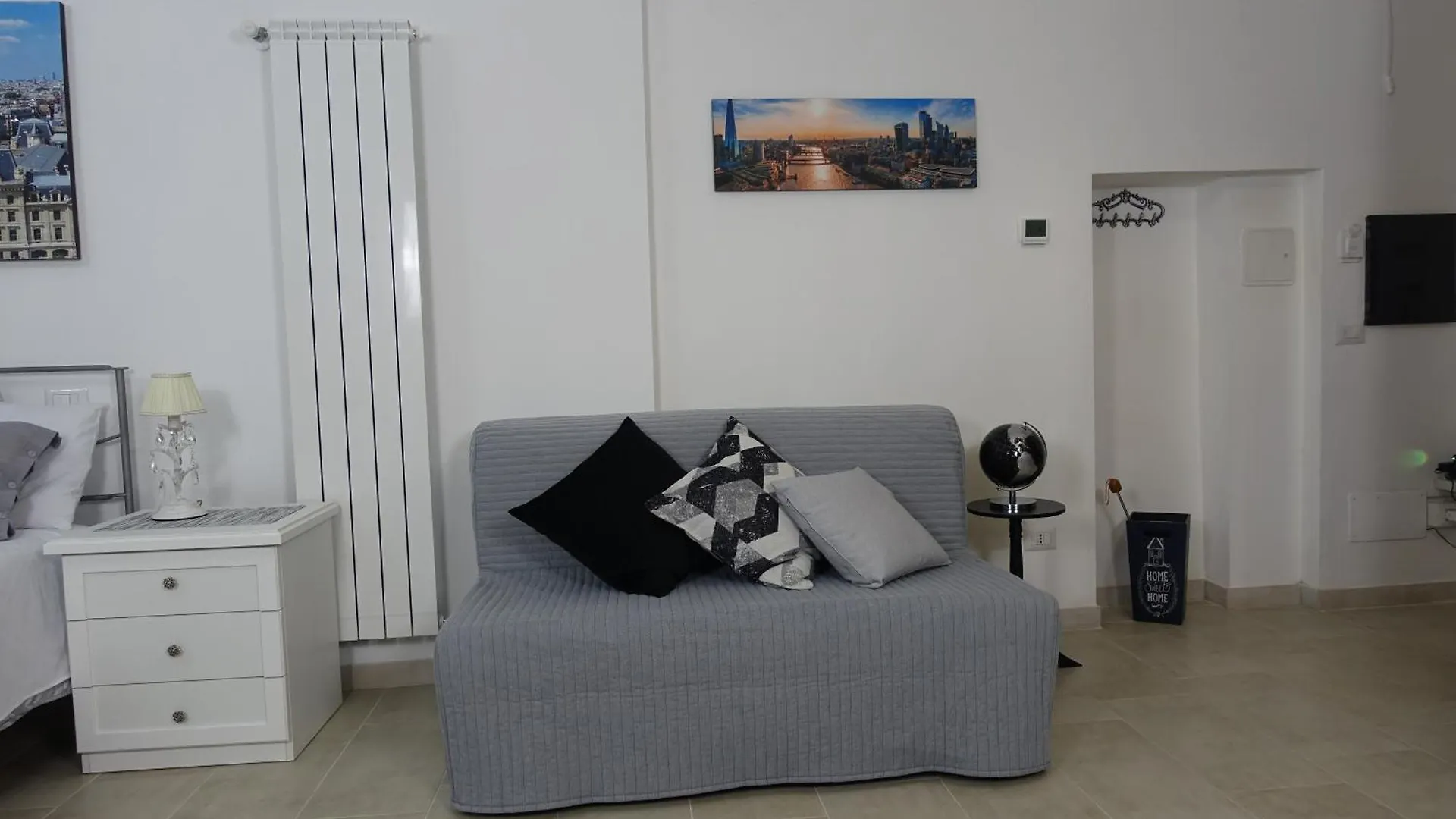 Maison Charlotte Rome